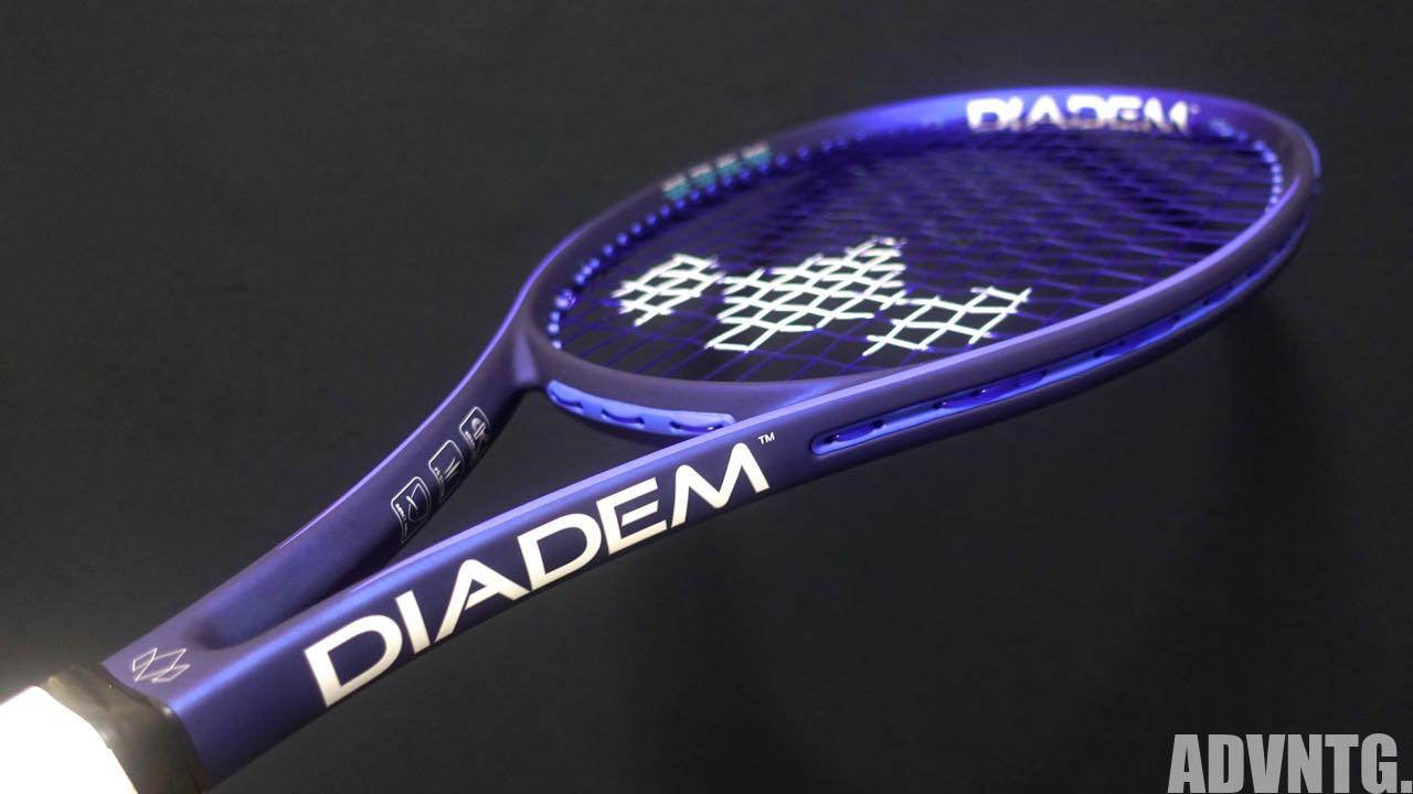 現行モデル ダイアデム エレベートライト V3 テニスラケット 