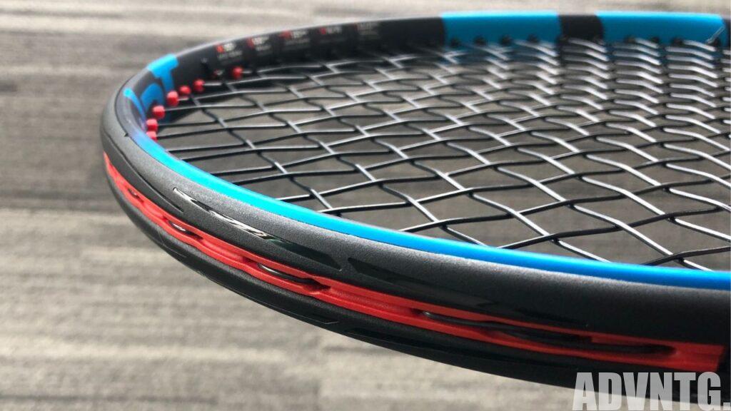 babolat pure drive 98 (2023)のバンパーの赤い部分