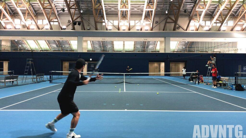 川橋勇太選手(プロテニスプレイヤー)とラリー練習