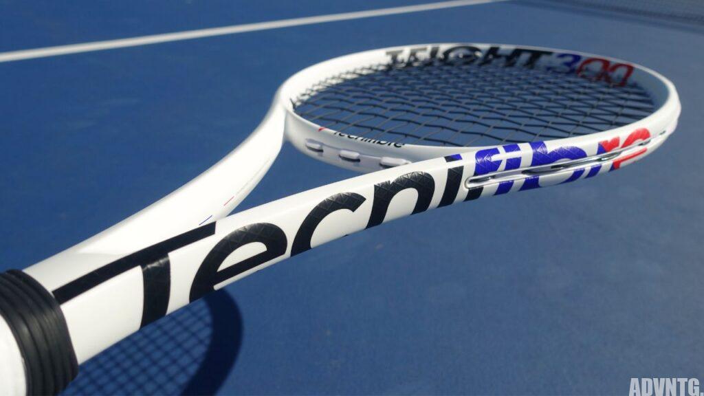 テクニファイバー・ティーファイト300アイソフレックス(Tecnifibre T-fight300 isoflex)