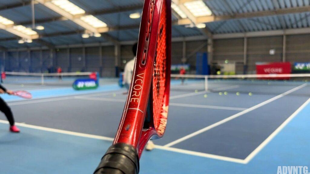 ヨネックス・ブイコア100D(2026年モデル)と100